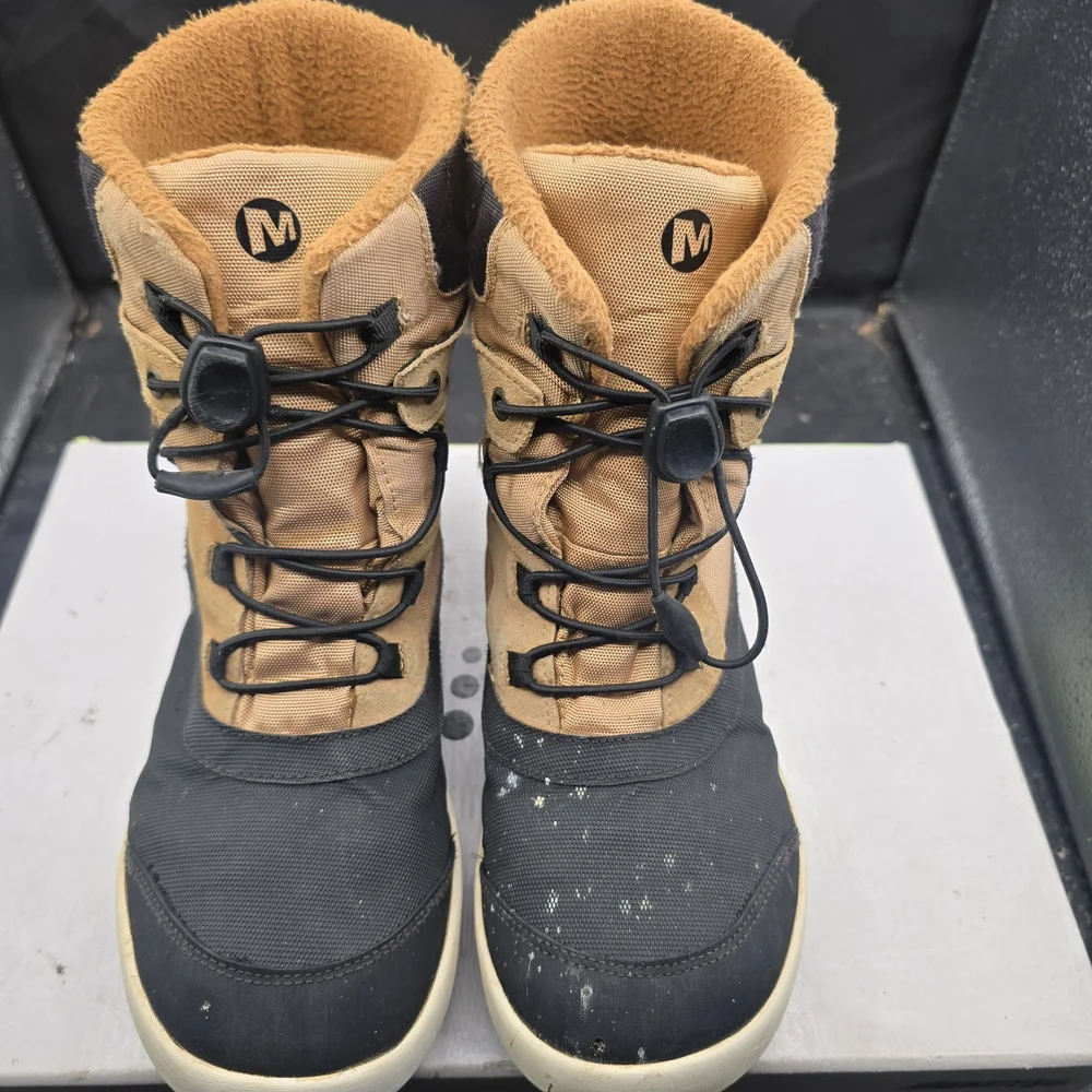 Merrell Black and‎ Tan Winter Boots